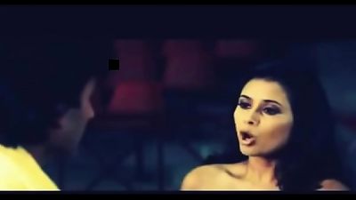 Indian Actress Rani Mukerji naked big tits exposed in Indian movie